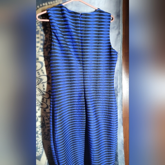 Ladies Calvin Klein blue black electric sleeveless dress - Picture 7 of 9